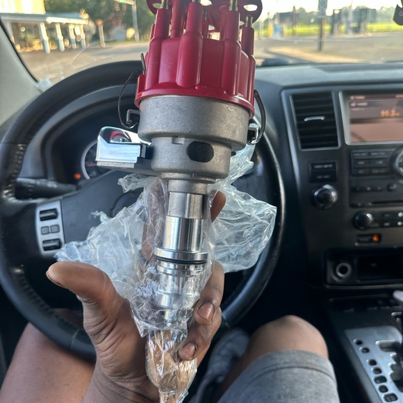 Distributor - Picture 2 of 4